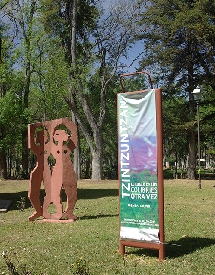 IMGP8511, manip, redcd.jpg
